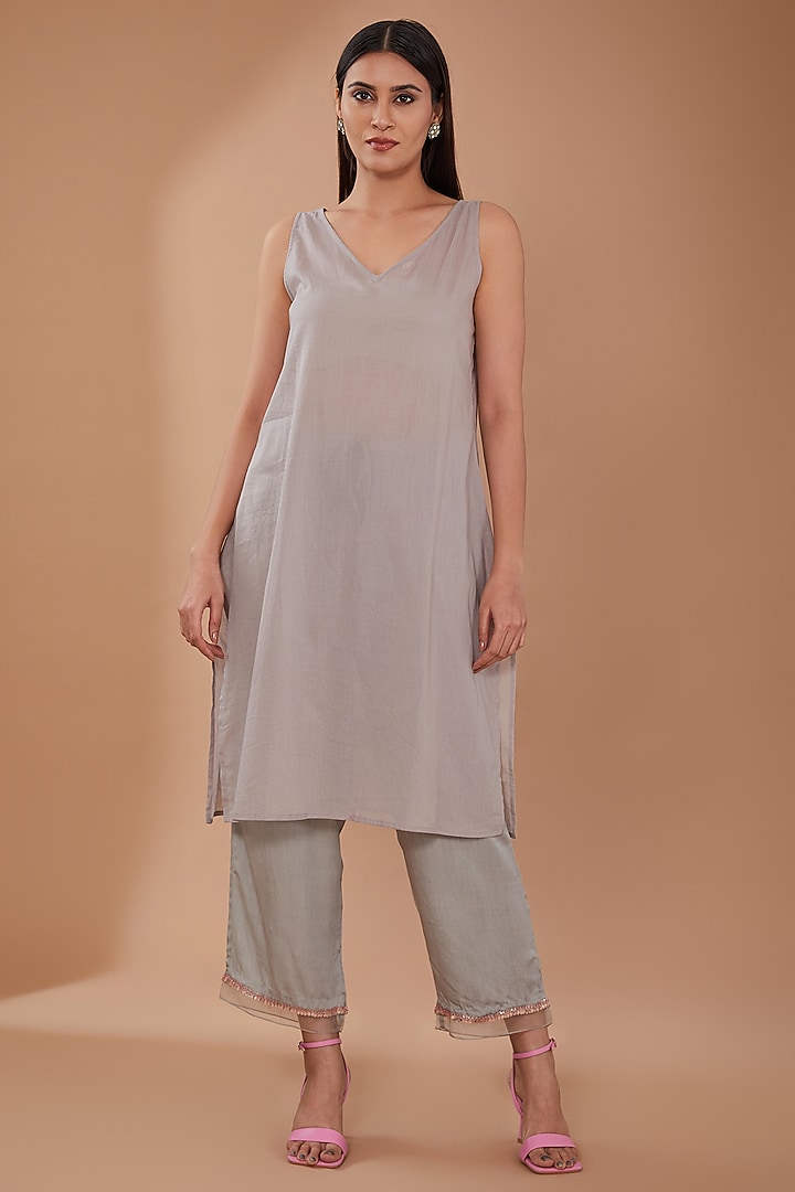 Grey Crushed Silk Sequins Embroidered Kurta Set by One not two at Pernia's Pop Up Shop