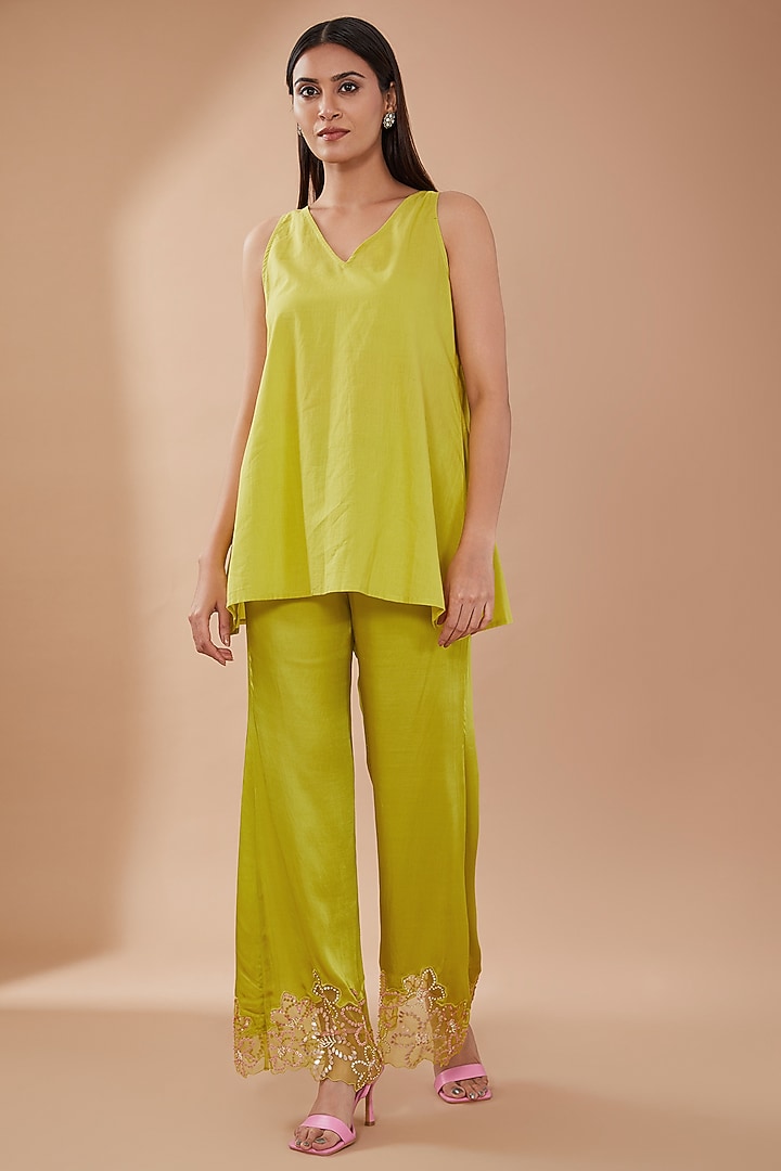 Citrine Green Viscose Silk Sequins Embroidered Kurta Set by One not two at Pernia's Pop Up Shop