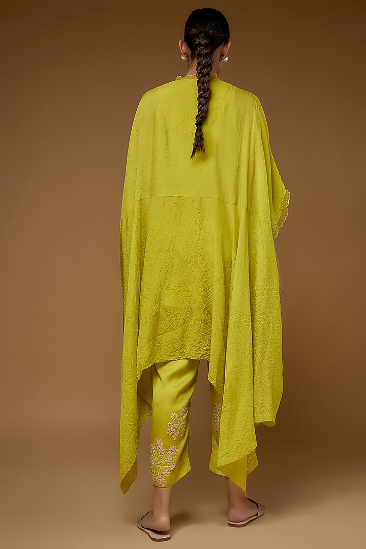 Yellow Crushed Silk Embroidered Kurta Set by One not two at Pernia's Pop Up Shop