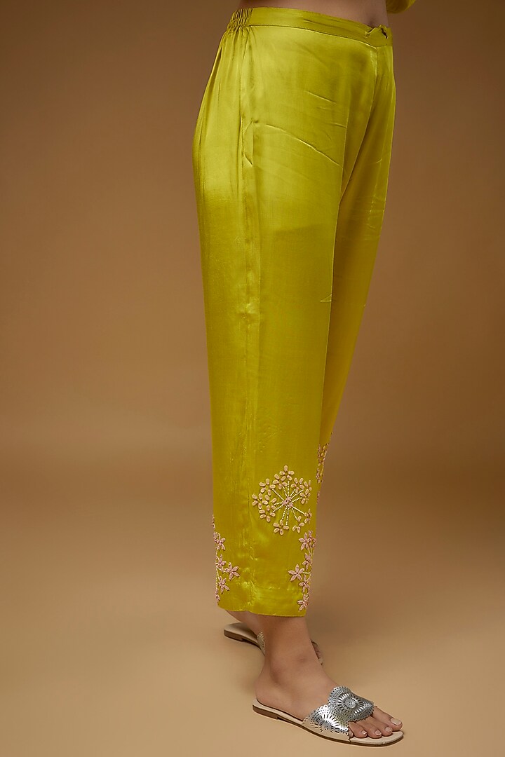 Yellow Crushed Silk Embroidered Kurta Set by One not two at Pernia's Pop Up Shop