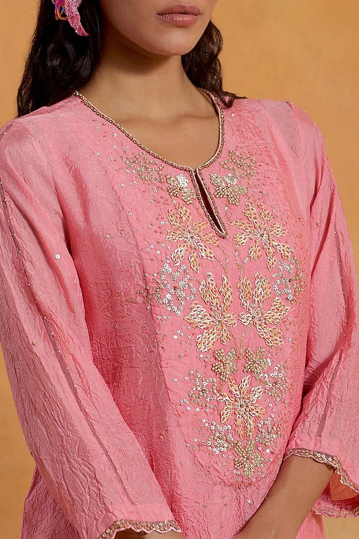 Peach Crushed Silk Sequins Embroidered Kurta Set by One not two at Pernia's Pop Up Shop