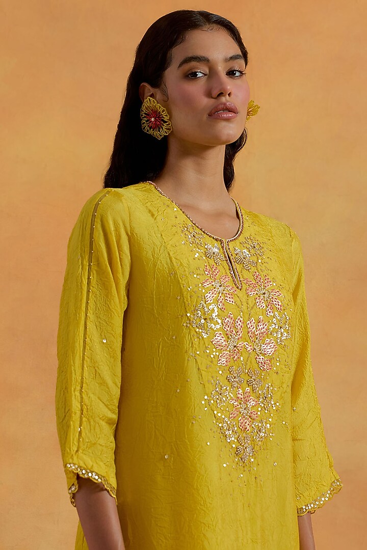 Mango Yellow Crushed Silk Sequins Embroidered Kurta Set by One not two at Pernia's Pop Up Shop
