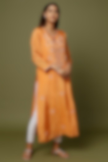Orange Embroidered Kurta by One not two at Pernia's Pop Up Shop