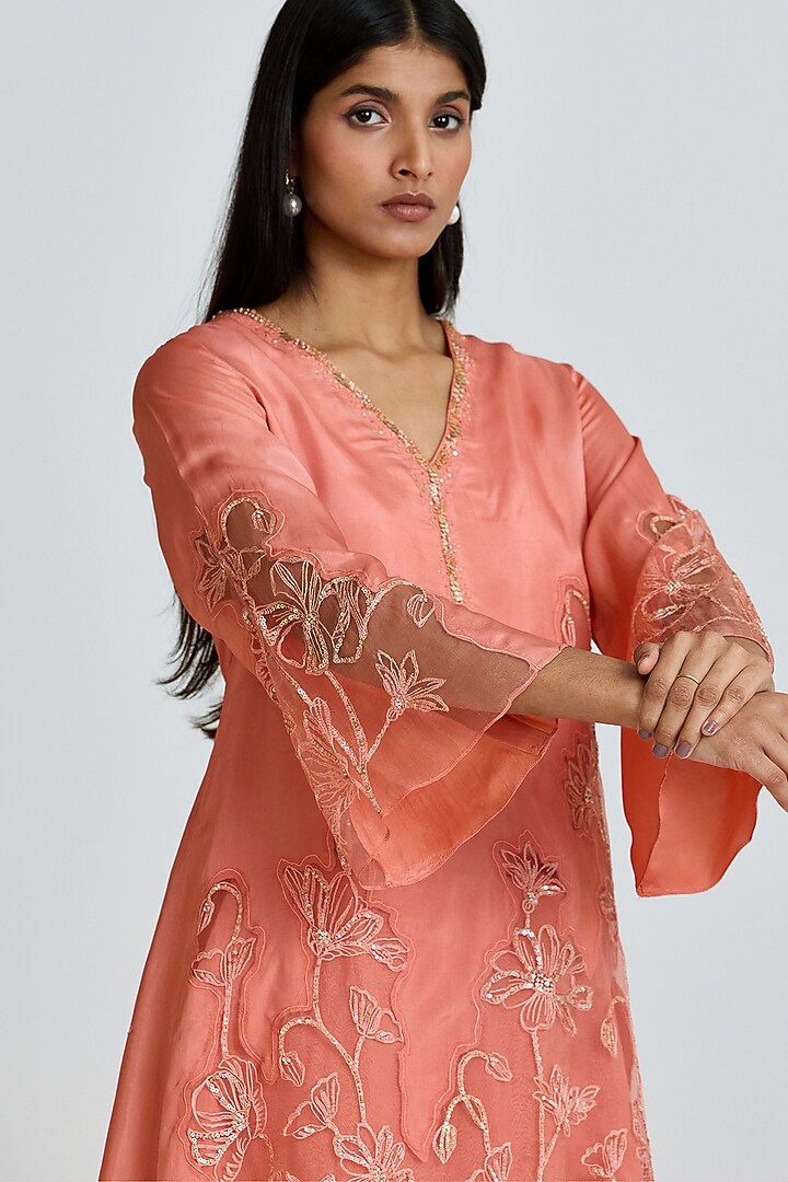 Sorbet-Colored Silk Thread Hand Embroidered Kurta Set by One not two at Pernia's Pop Up Shop