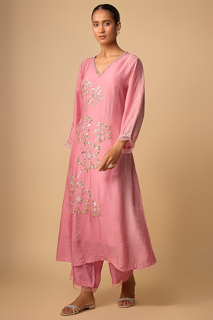 Orchid Pink Silk Beads Embroidered Kurta Set by One not two at Pernia's Pop Up Shop