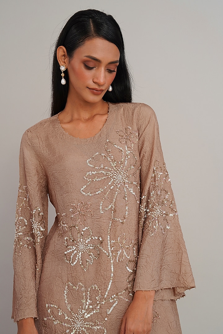 Gold Silk Floral Hand Embroidered Kurta Set by One not two at Pernia's Pop Up Shop