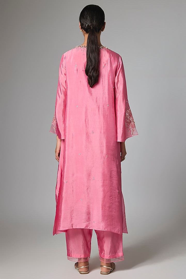 Orchid-Colored Silk Hand Embroidered Kurta Set by One not two at Pernia's Pop Up Shop