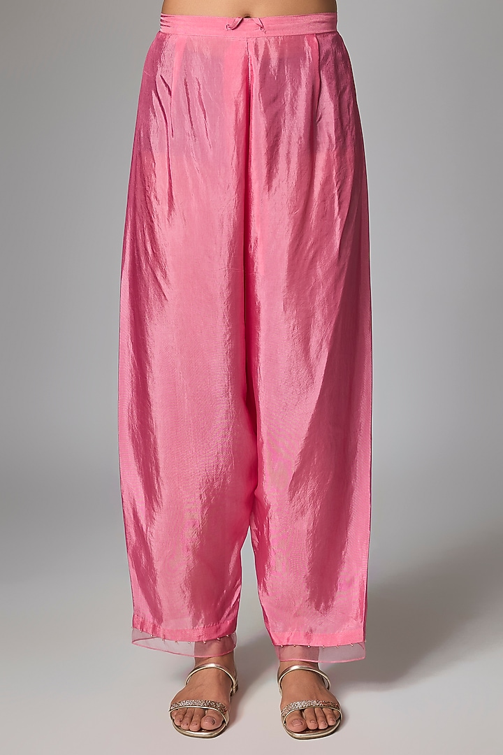 Orchid-Colored Silk Hand Embroidered Kurta Set by One not two at Pernia's Pop Up Shop