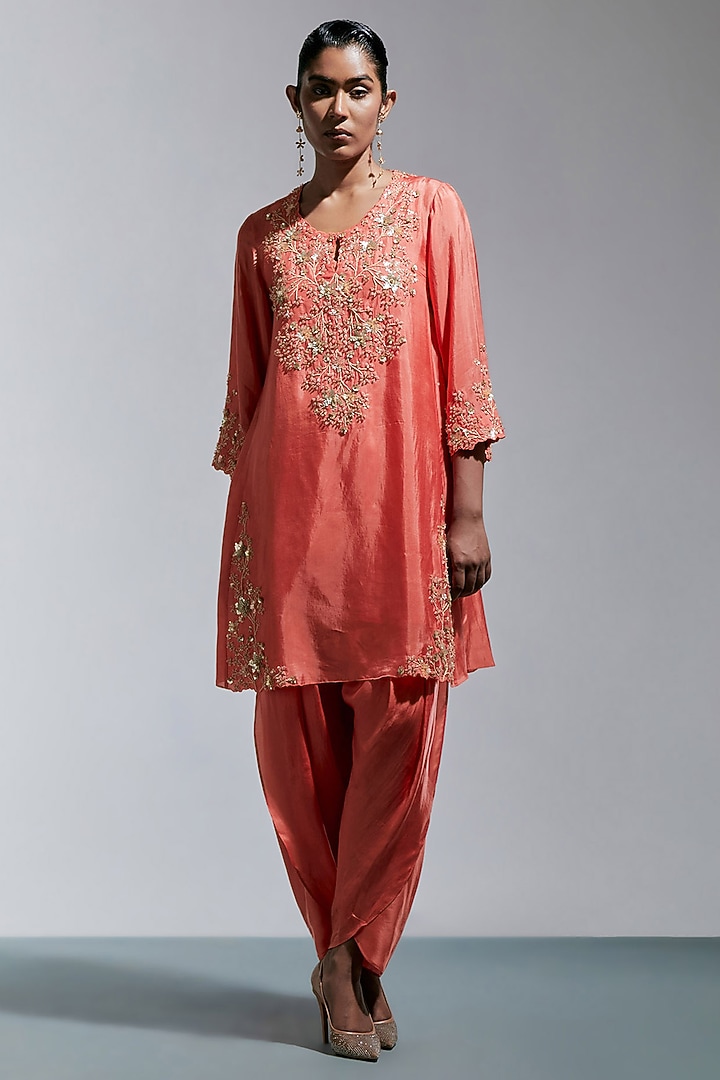 Vermillion Silk Floral Hand Embroidered Kurta Set by One not two at Pernia's Pop Up Shop