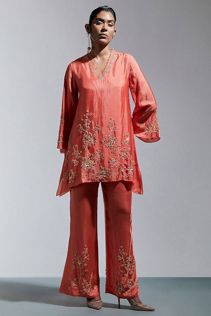 Vermillion Silk Floral Hand Embroidered Kurta Set by One not two at Pernia's Pop Up Shop