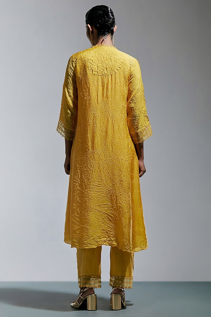 Amber Silk Floral Hand Embroidered Crushed Kurta Set by One not two at Pernia's Pop Up Shop