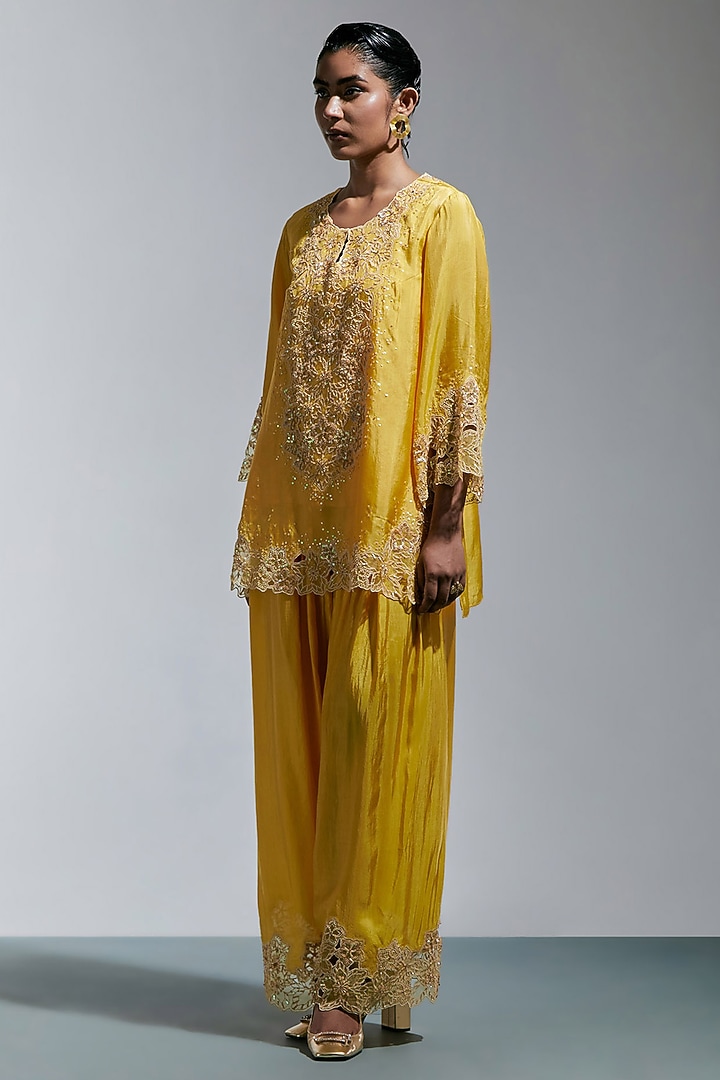 Amber Yellow Silk Floral Embroidered Kurta Set by One not two at Pernia's Pop Up Shop