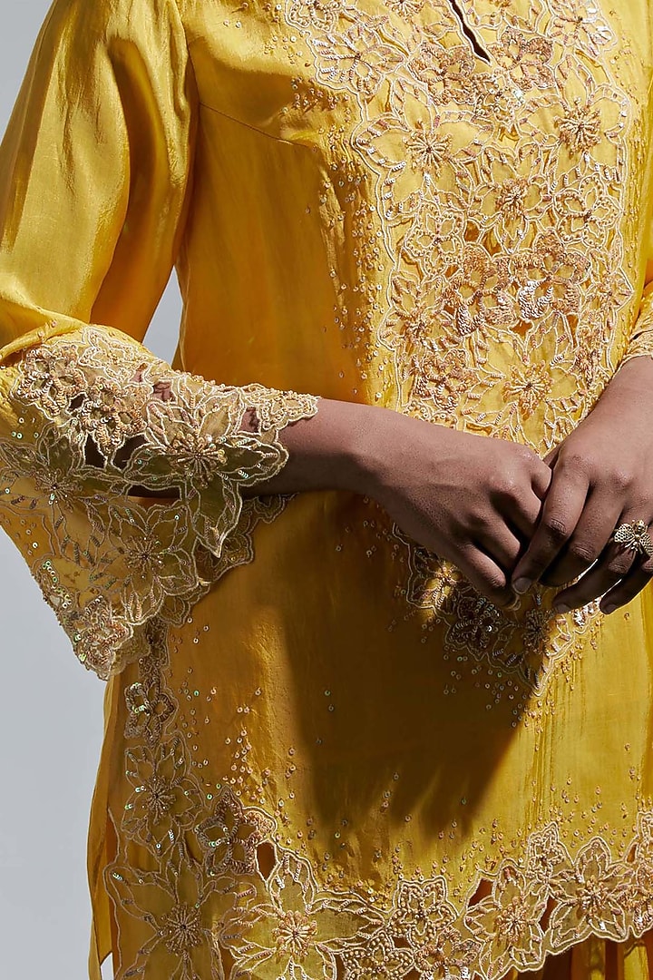 Amber Yellow Silk Floral Embroidered Kurta Set by One not two at Pernia's Pop Up Shop