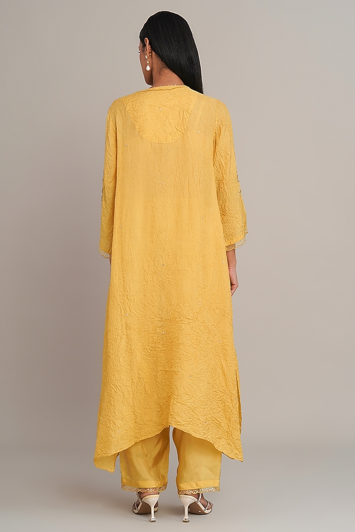 Daffodil Yellow Silk Floral Hand Embroidered Kurta Set by One not two at Pernia's Pop Up Shop