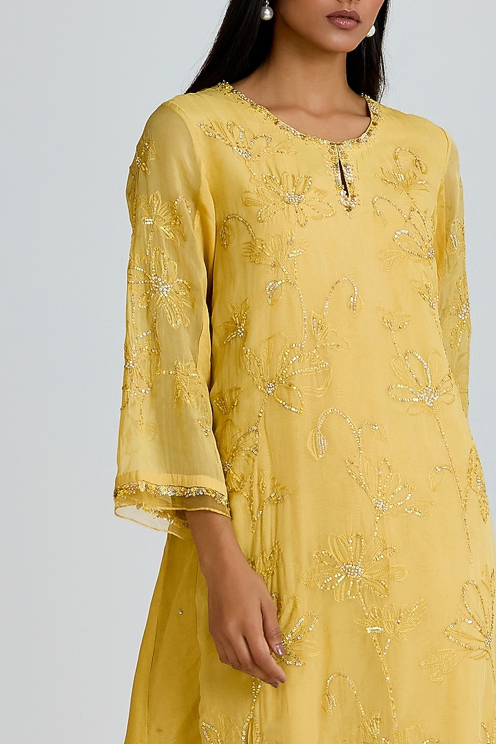 Daffodil-Colored Viscose Organza Hand Embroidered Kurta Set by One not two at Pernia's Pop Up Shop