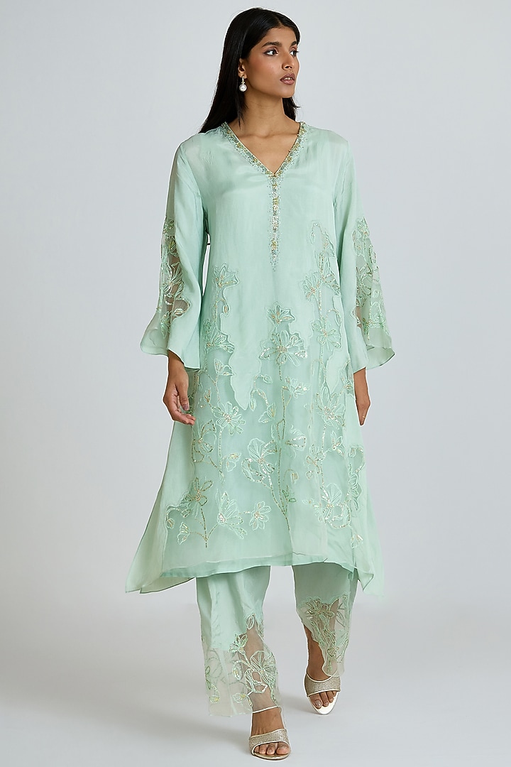 Opal-Colored Silk Thread Hand Embroidered Kurta Set by One not two at Pernia's Pop Up Shop
