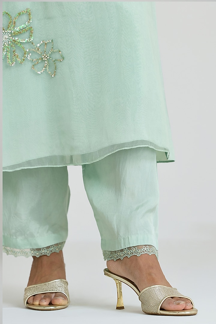 Opal-Colored Silk Thread Hand Embroidered Kurta Set by One not two at Pernia's Pop Up Shop