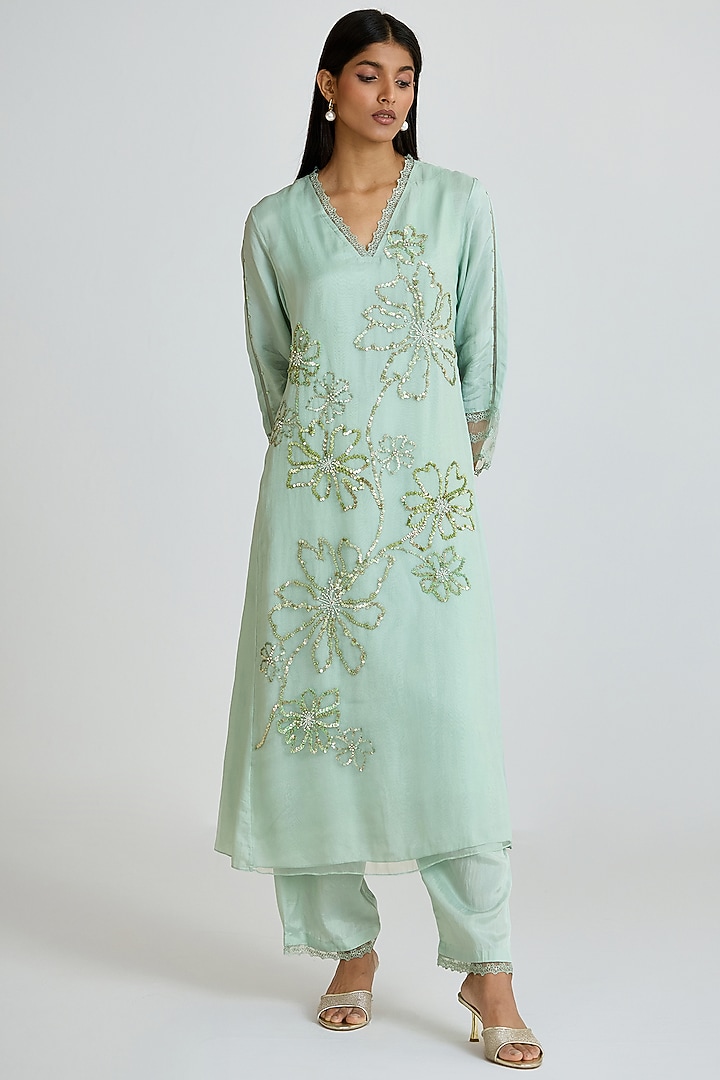 Opal-Colored Silk Thread Hand Embroidered Kurta Set by One not two at Pernia's Pop Up Shop