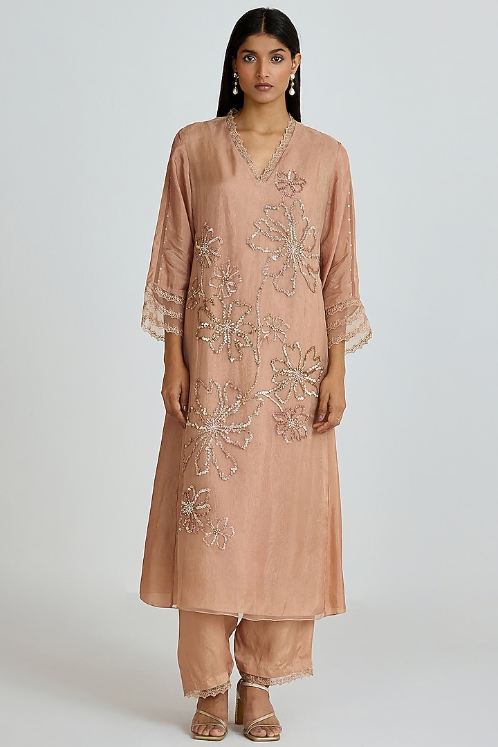Gold Silk Thread Hand Embroidered Kurta Set by One not two at Pernia's Pop Up Shop