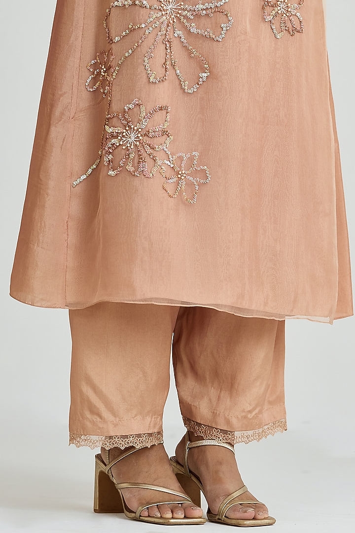 Gold Silk Thread Hand Embroidered Kurta Set by One not two at Pernia's Pop Up Shop