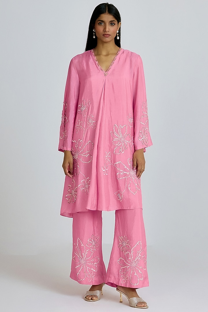 Orchid-Colored Silk Thread Hand Embroidered Co-Ord Set by One not two at Pernia's Pop Up Shop