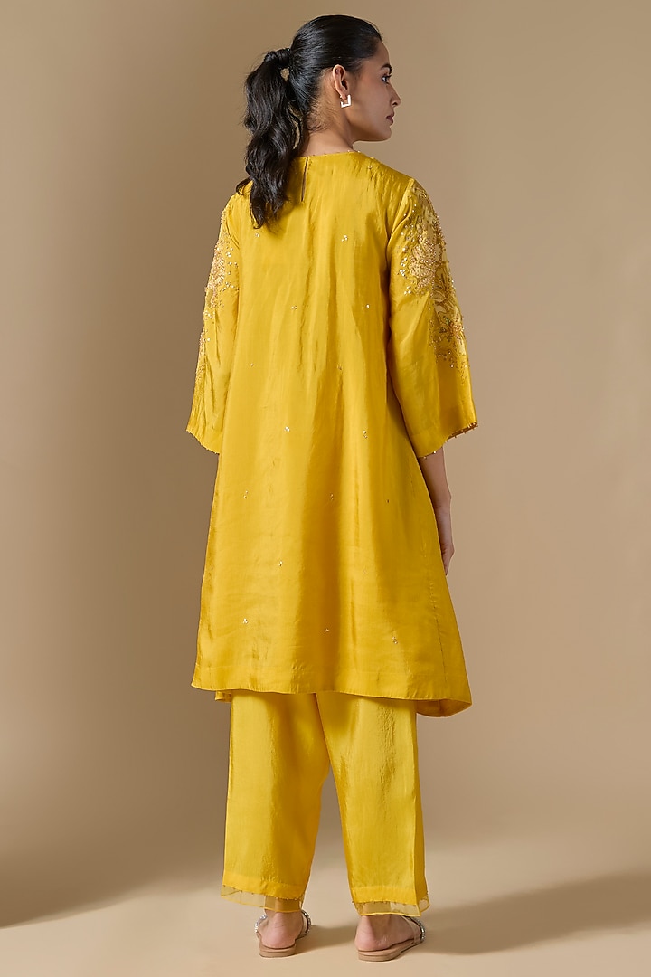 Yellow Silk & Organza Hand Embroidered Kurta Set by One not two at Pernia's Pop Up Shop