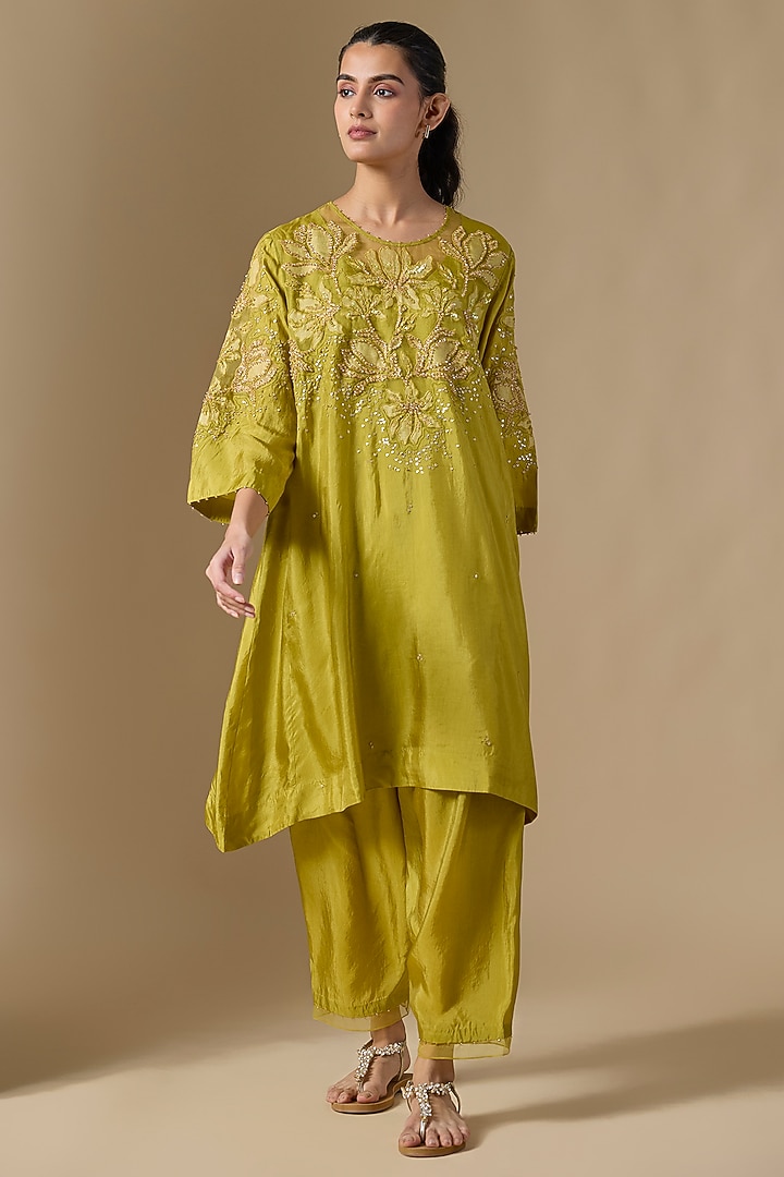 Green Silk & Organza Hand Embroidered Kurta Set by One not two at Pernia's Pop Up Shop