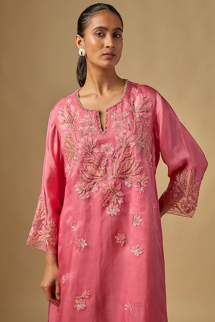 Salmon Pink Silk & Organza Hand Embroidered Kurta Set by One not two at Pernia's Pop Up Shop