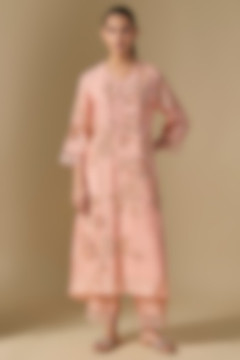 Blush Pink Silk Hand Embroidered Kurta Set by One not two at Pernia's Pop Up Shop