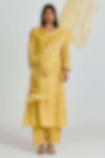 Daffodil Yellow Silk Organza Sequins Embroidered Dupatta by One not two at Pernia's Pop Up Shop