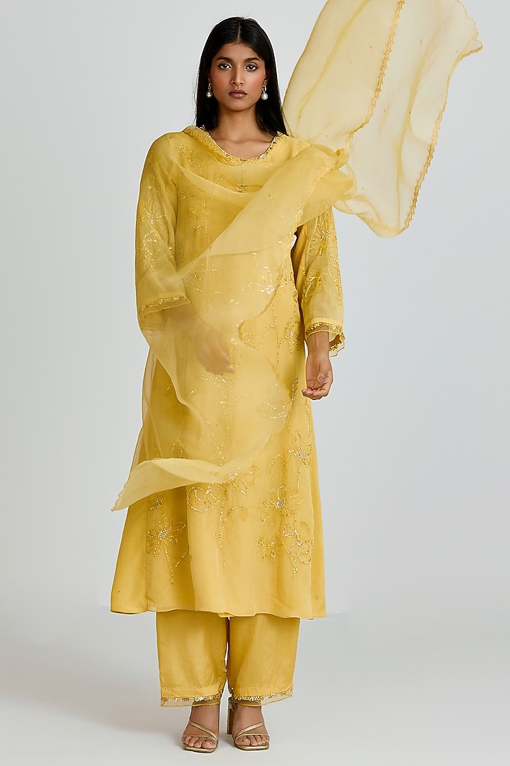 Daffodil Yellow Silk Organza Sequins Embroidered Dupatta by One not two at Pernia's Pop Up Shop