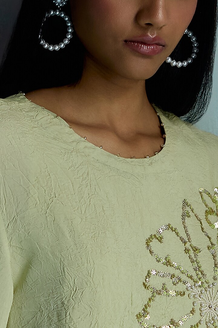 Aloe Green Silk Floral Hand Embroidered Kurta Set by One not two at Pernia's Pop Up Shop