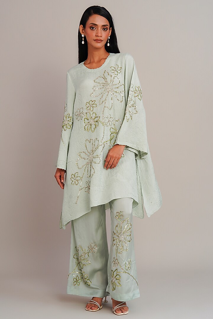 Opal Colored Silk Floral Hand Embroidered Kurta Set by One not two at Pernia's Pop Up Shop