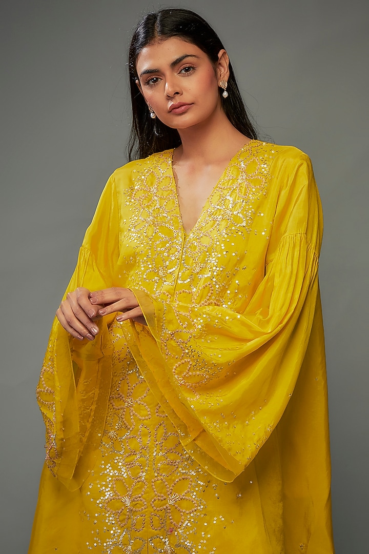Yellow Viscose Silk Floral Sequins Embroidered Kurta Set by One not two at Pernia's Pop Up Shop