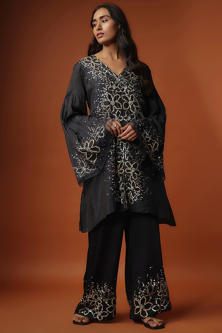 Black Viscose Silk Floral Sequins Embroidered Kurta Set by One not two at Pernia's Pop Up Shop