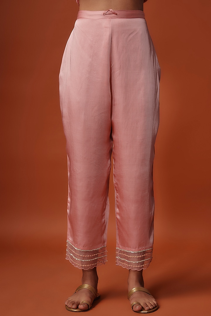 Pink Crushed Silk Bead Embroidered Kurta Set by One not two at Pernia's Pop Up Shop