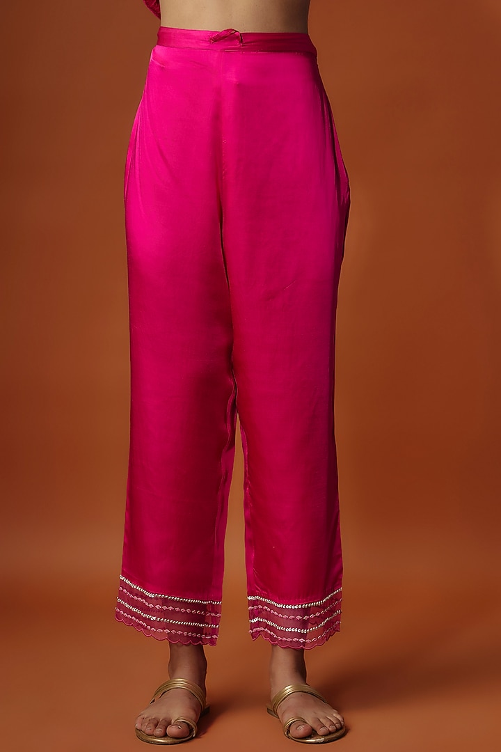 Pink Crushed Silk Bead Embroidered Kurta Set by One not two at Pernia's Pop Up Shop