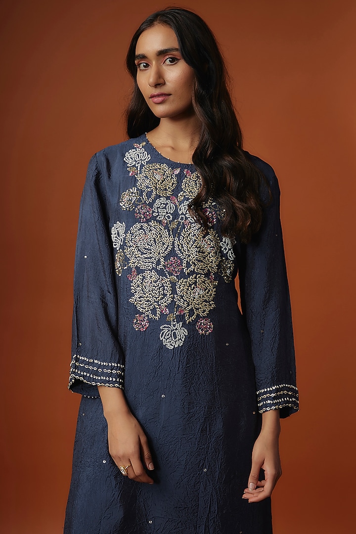 Navy Blue Crushed Silk Bead Embroidered Kurta Set by One not two at Pernia's Pop Up Shop