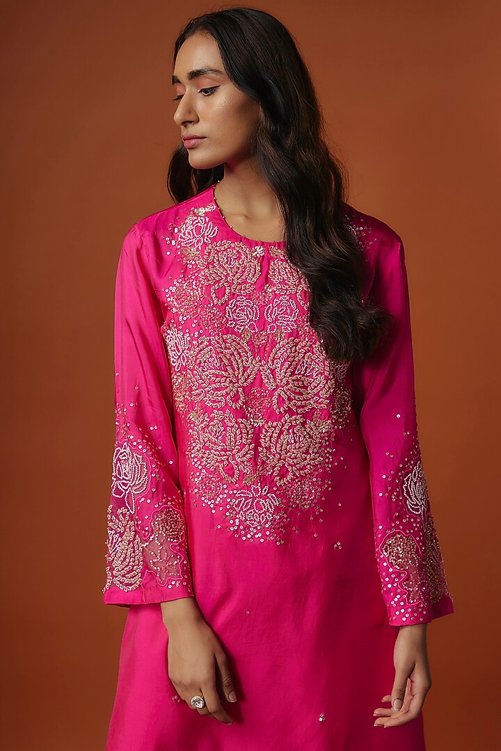 Pink Viscose Silk Floral Sequins Embroidered Kurta Set by One not two at Pernia's Pop Up Shop