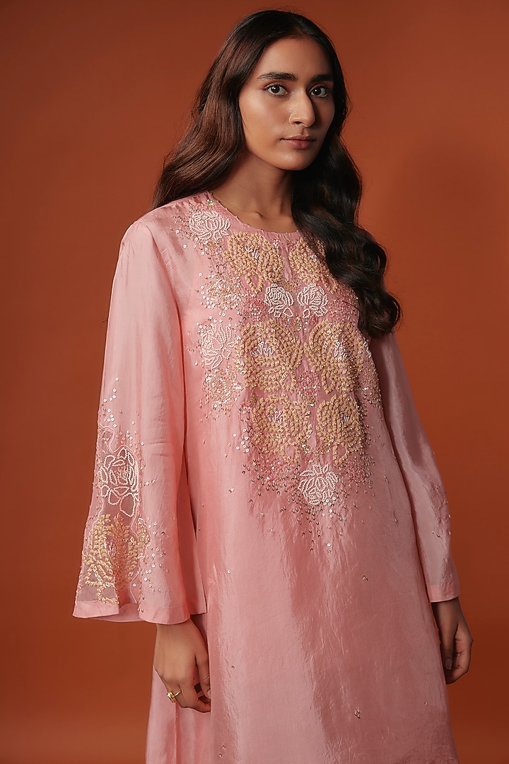 Pink Viscose Silk Floral Sequins Embroidered Kurta Set by One not two at Pernia's Pop Up Shop