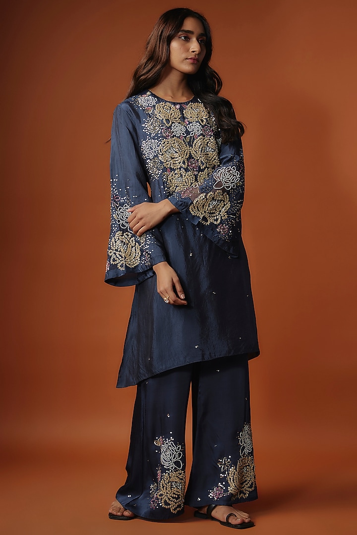 Blue Viscose Silk Floral Sequins Embroidered Kurta Set by One not two at Pernia's Pop Up Shop