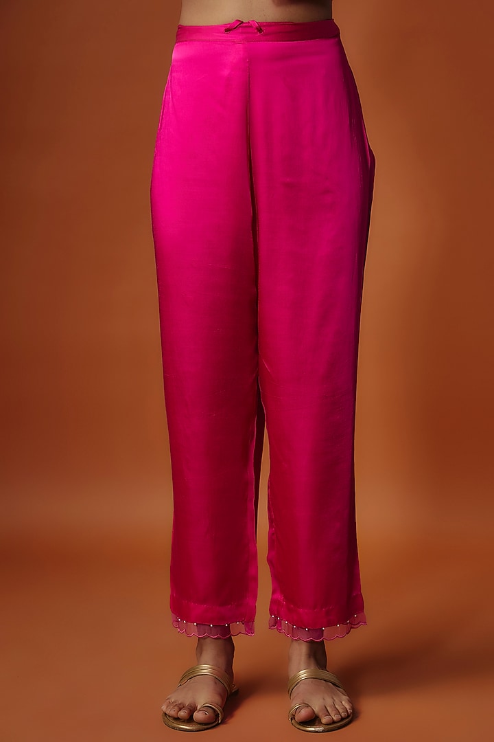 Pink Crushed Silk Bead Embroidered Kurta Set by One not two at Pernia's Pop Up Shop