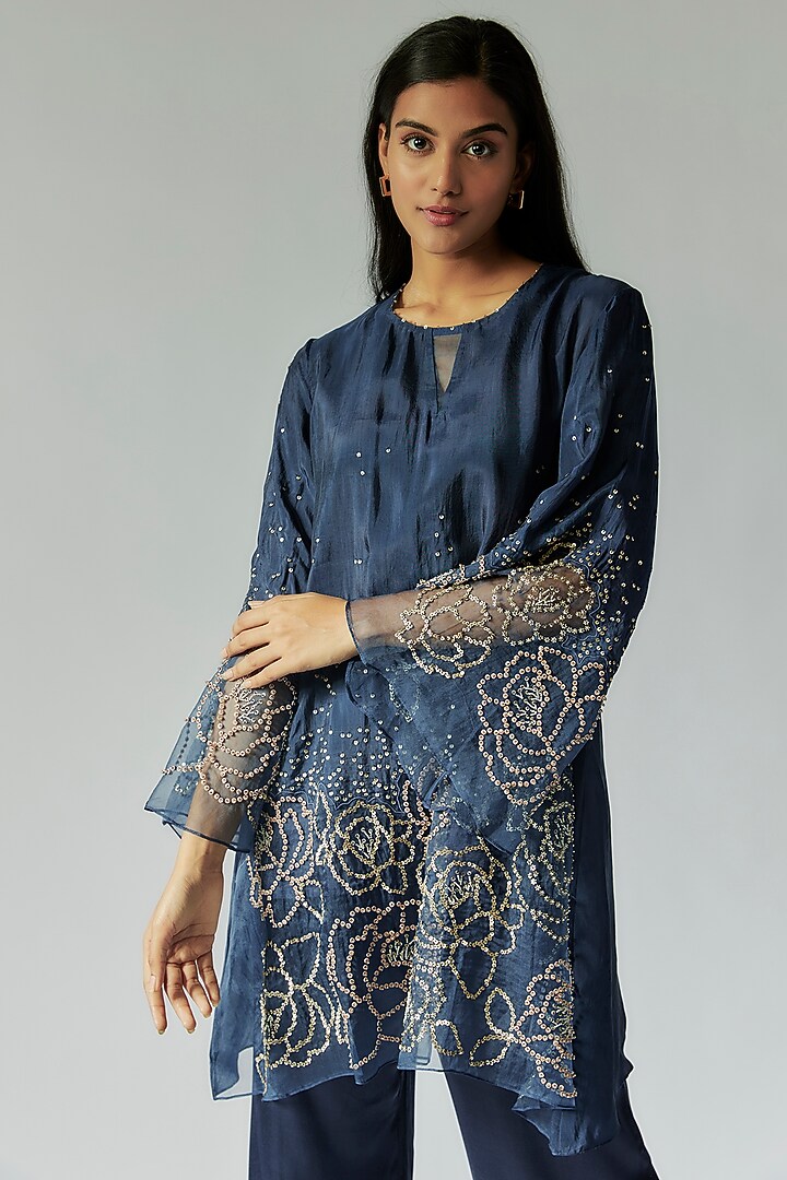 Blue Viscose Silk Floral Embroidered Kurta Set by One not two at Pernia's Pop Up Shop