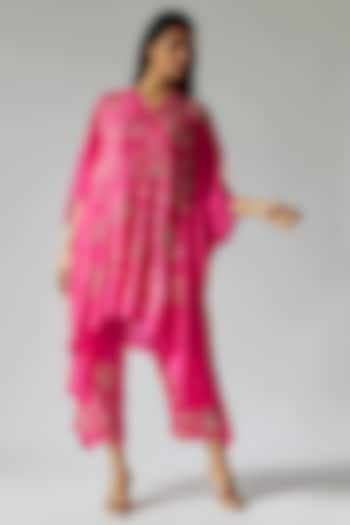 Pink Viscose Silk Floral Embroidered Kurta Set by One not two at Pernia's Pop Up Shop