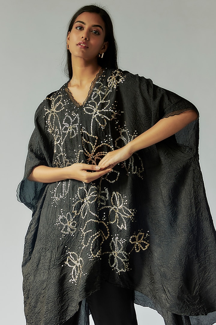 Black Viscose Silk Floral Embroidered Kurta Set by One not two at Pernia's Pop Up Shop