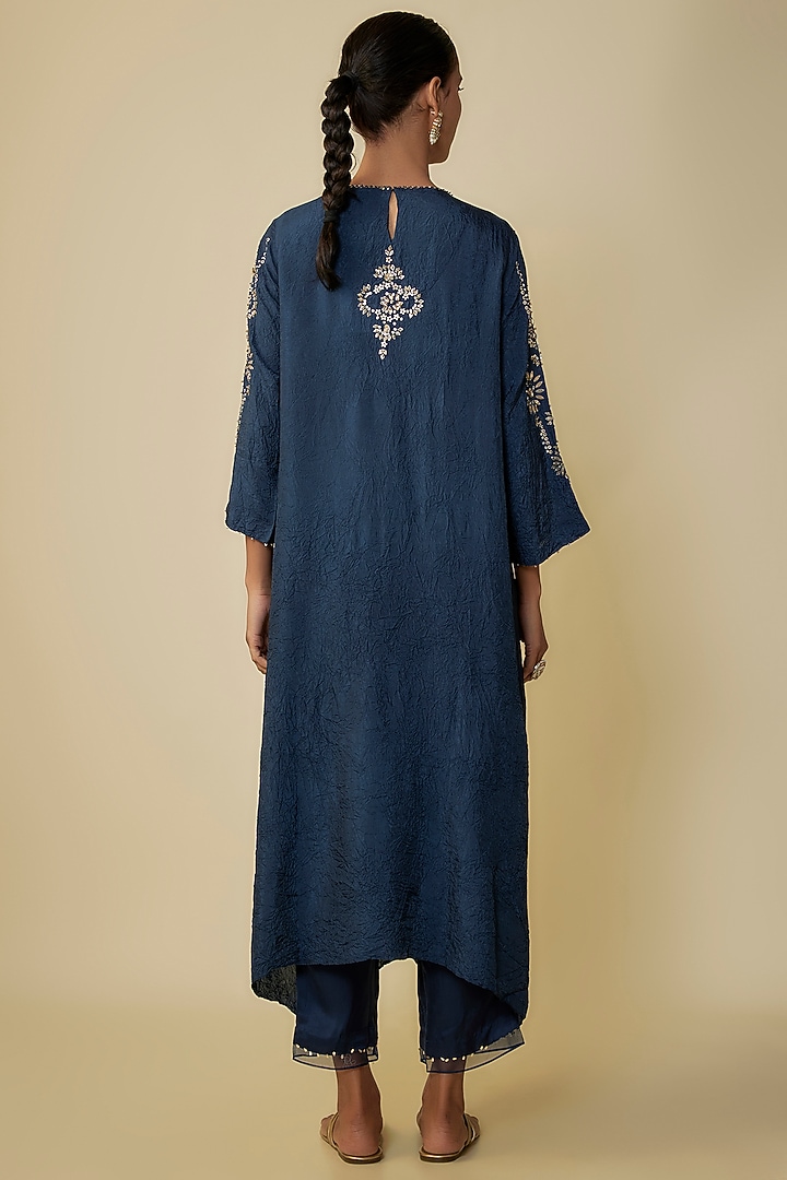 Navy Blue Crushed Silk Hand Embroidered Kurta Set by One not two at Pernia's Pop Up Shop