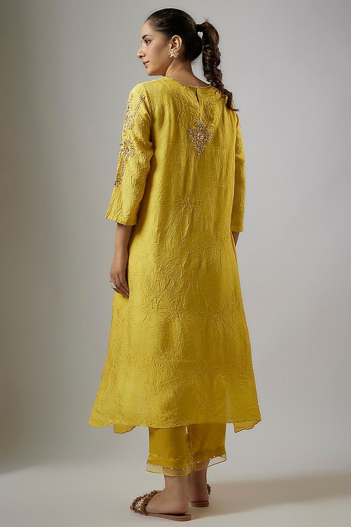 Mango Yellow Crushed Silk Hand Embroidered Kurta Set by One not two at Pernia's Pop Up Shop