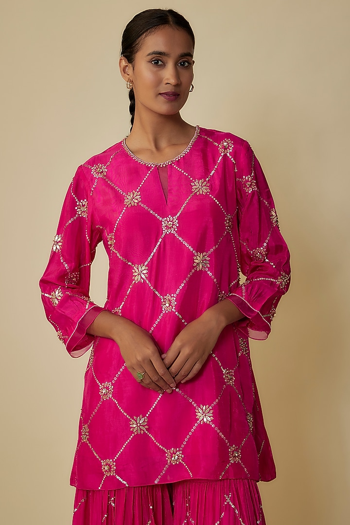 Hot Pink Crushed Silk Hand Embroidered A-Line Kurta Set by One not two at Pernia's Pop Up Shop