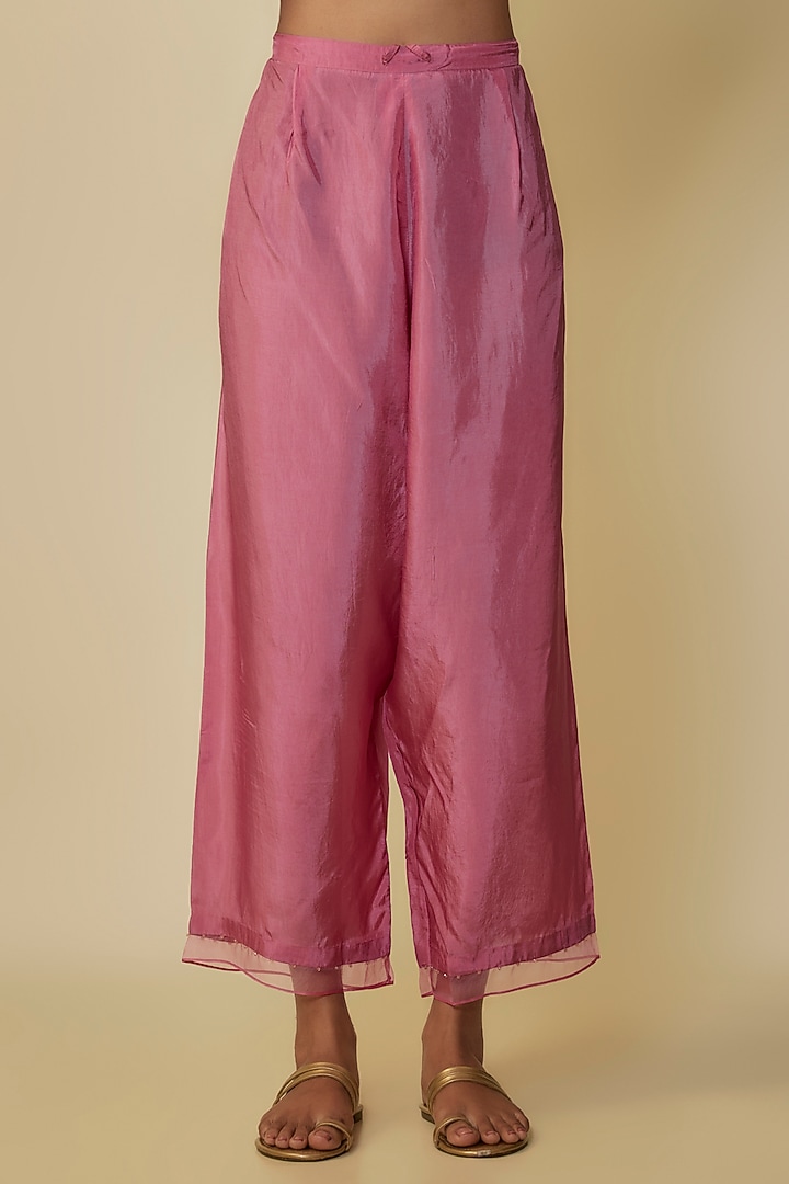 Rose Pink Crushed Silk Hand Embroidered Kurta Set by One not two at Pernia's Pop Up Shop