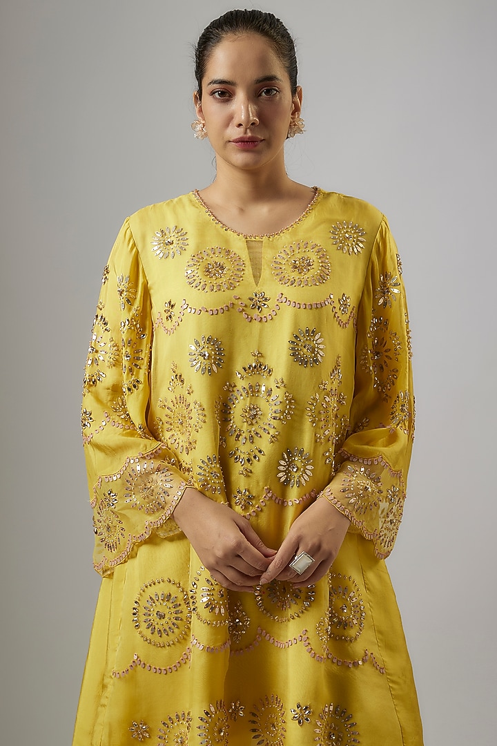 Mango Yellow Viscose Silk Hand Embroidered Kurta Set by One not two at Pernia's Pop Up Shop